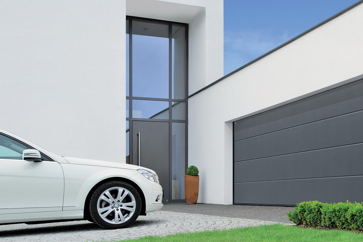 Service Specialists for garage doors, gates, automatic openers and remotes - Gallery 10